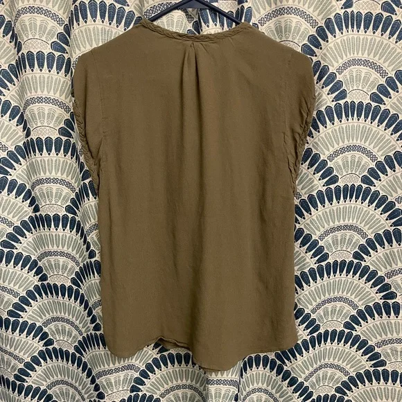 Daniel Rainn Braided Sleeve Top - Large - Picture 3 of 3